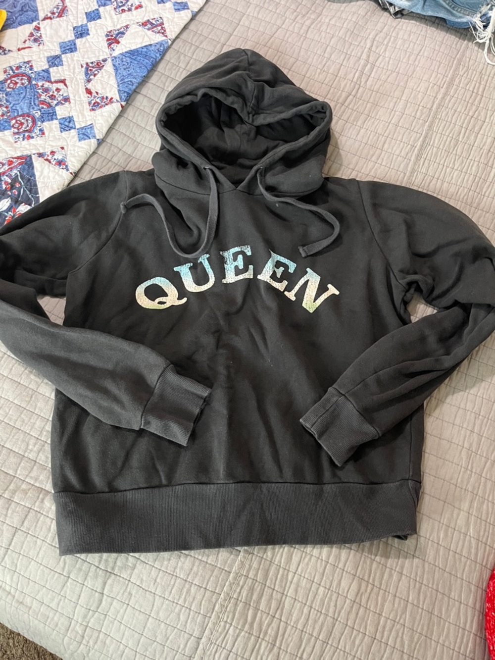 Women’s Queen Hoodie Sweatshirt
